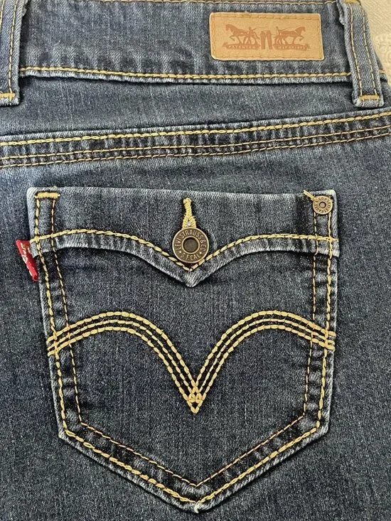 Levi's Vintage Capri Blue Denim Jeans Mid/low Rise Women Size 12 (mod Size 8) - Picture 6 of 12